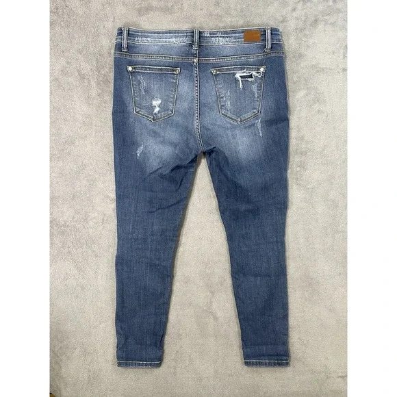 Judy Blue Jeans Womens 15/32 Blue Medium Wash Skinny Mid Rise Leopard Patches - Picture 2 of 11